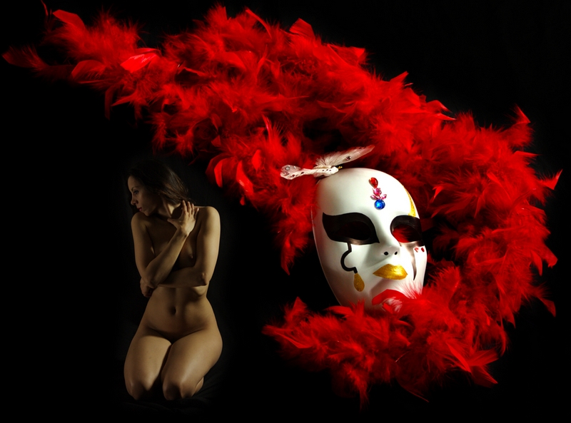 290 - MASK AND GIRL - LIANG XIN XIN - united states.jpg